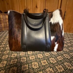 Il Bisonte cowhide bag with fur and crossbody strap - never used, tags removed